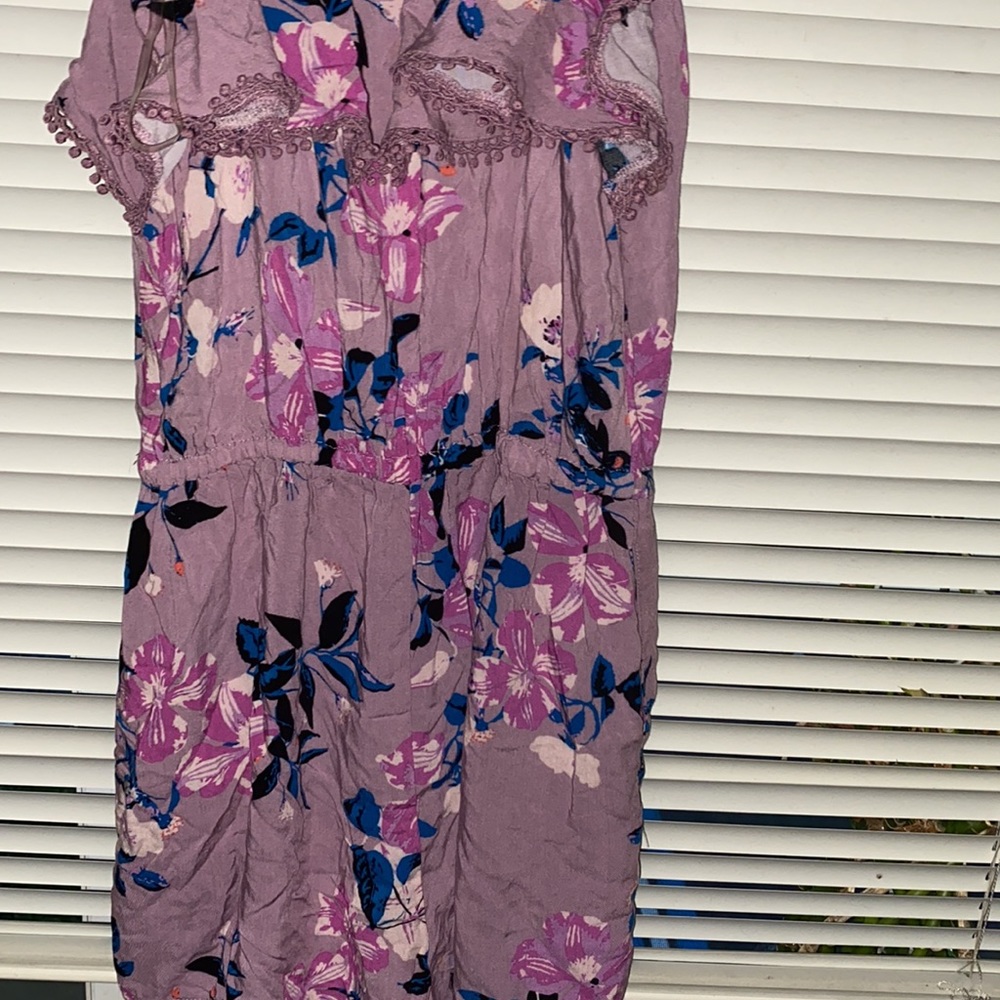 Romper - Picture 4 of 4